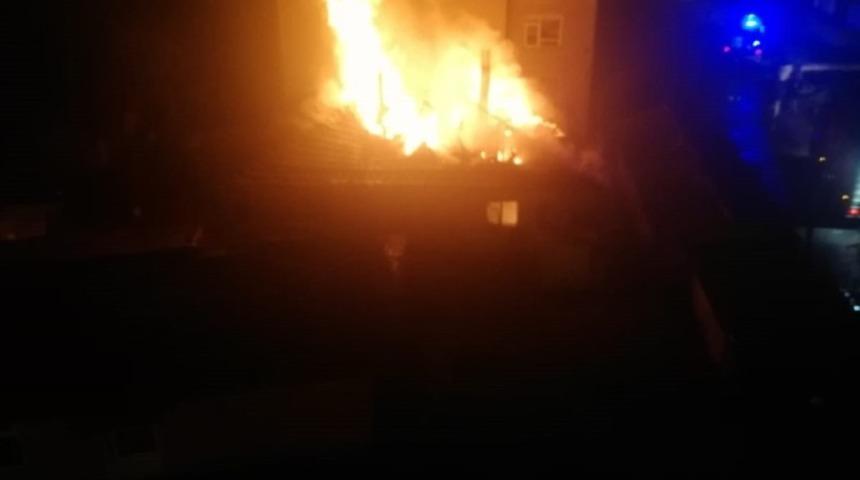 Muratlı’da ev yangını