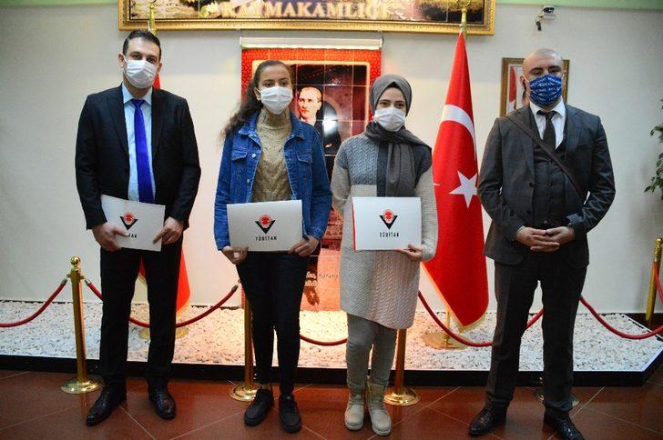 Karasulu öğrencilerden TÜBİTAK başarısı G5