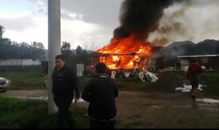 Marmaris Değirmenyanı’nda prefabrik ev tamamen yandı G4