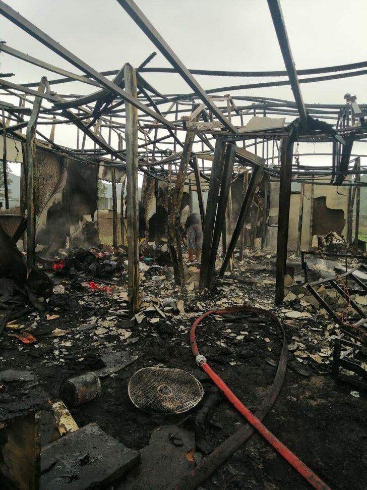 Marmaris Değirmenyanı’nda prefabrik ev tamamen yandı G5