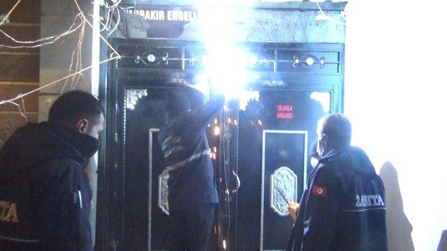 Diyarbakır’da engelli derneğinde içkili alem yaptılar