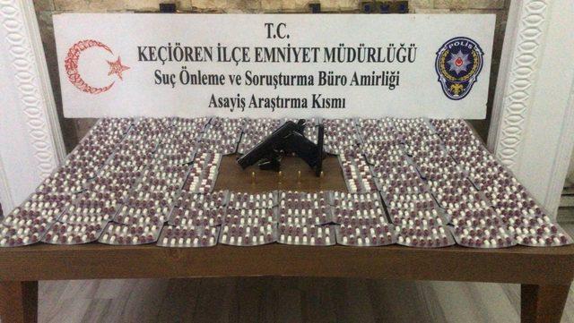 Ankara&rsquo;da bin 800 adet uyuşturucu hap ele ge&ccedil;irildi 1