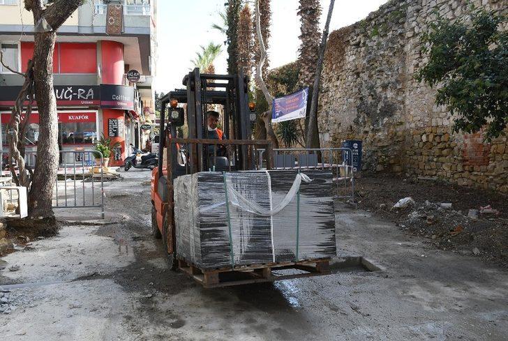 Kuşadası çarşıları yeni sezona yenilenen yüzüyle girecek G3
