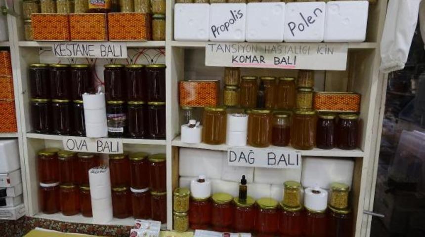 Karadeniz'de 'deli bal' tehlikesi! Fazla tüketen hastanelik oluyor