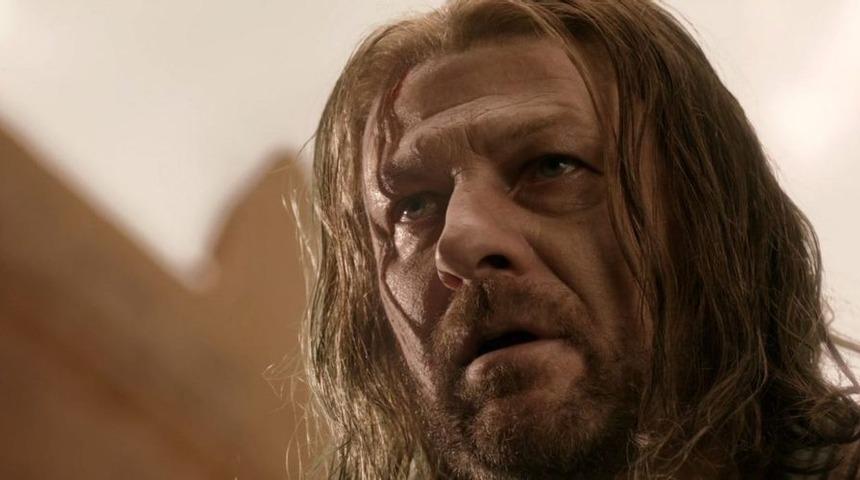 Sean Bean, 10 yıl sonra 'kellesinin kesildiği' yere gitti