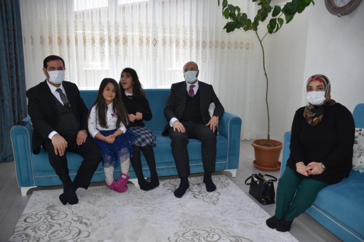Başkan Geylani&rsquo;den engelli ailelere ziyaret