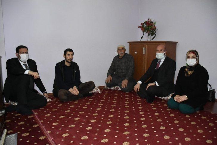 Başkan Geylani’den engelli ailelere ziyaret G5