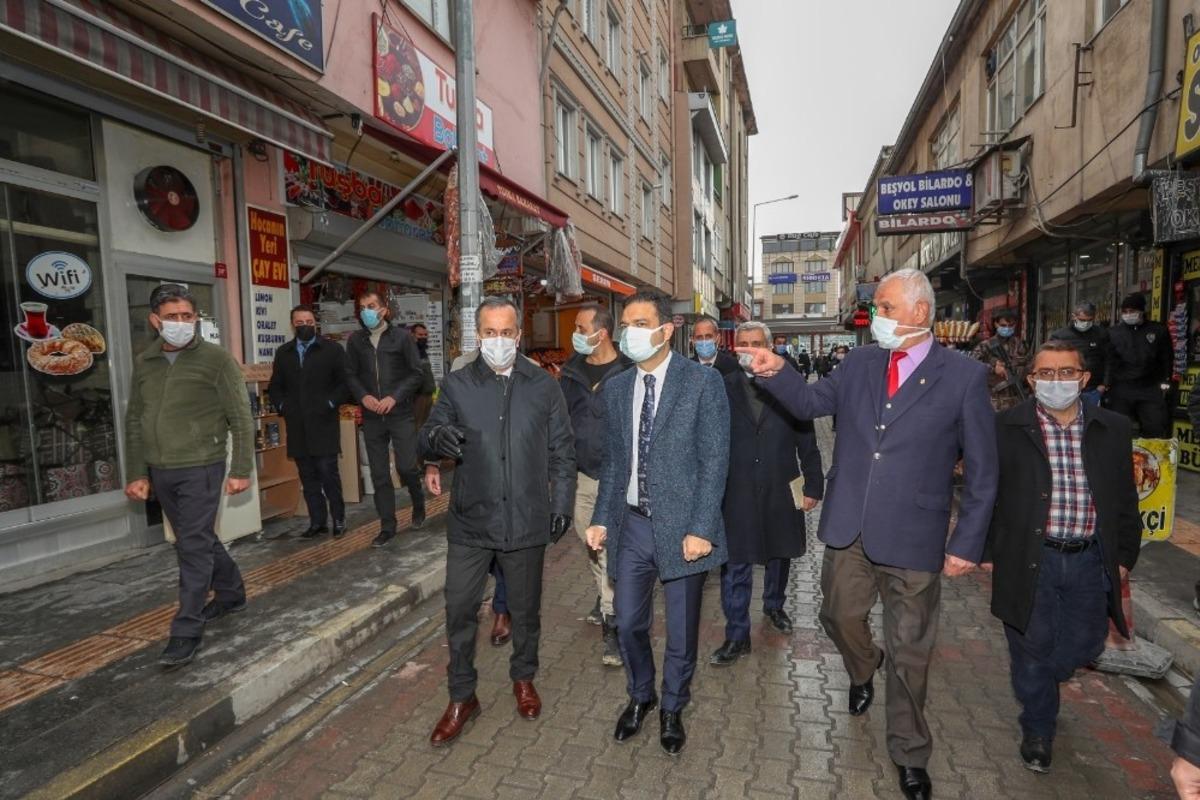 Başkan Vekili Aslan, esnafın sorunlarını yerinde dinliyor
