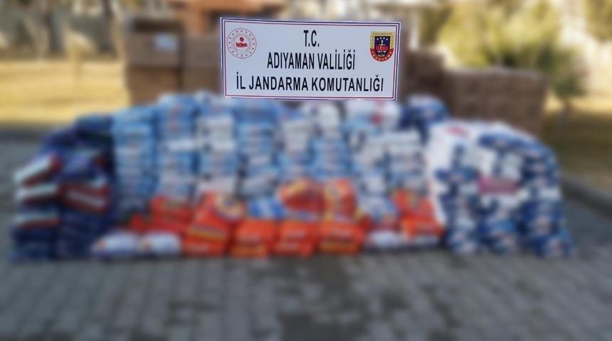 Jandarma sahte temizlik &uuml;r&uuml;nleri ele ge&ccedil;irdi