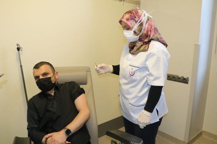 Korona virüs aşısı Yozgat’ta sağlık çalışanlarına uygulanmaya başladı G2