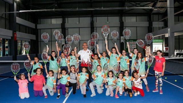 Meram’da Geleneksel Kort Tenis Kış Turnuvası başlıyor