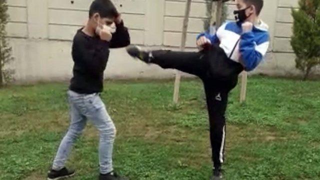 Kungfucular parkları spor salonuna çevirdi