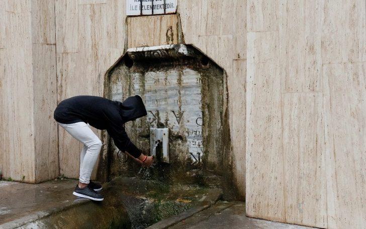 Musluklarını bile çaldılar, 200 yıldır durmadan akıyor G1