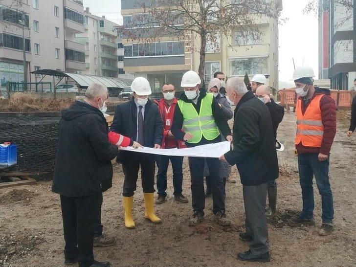 Vali Bilal Şentürk, Bozüyük’te yeni ADSM inşaatında incelemelerde bulundu G1