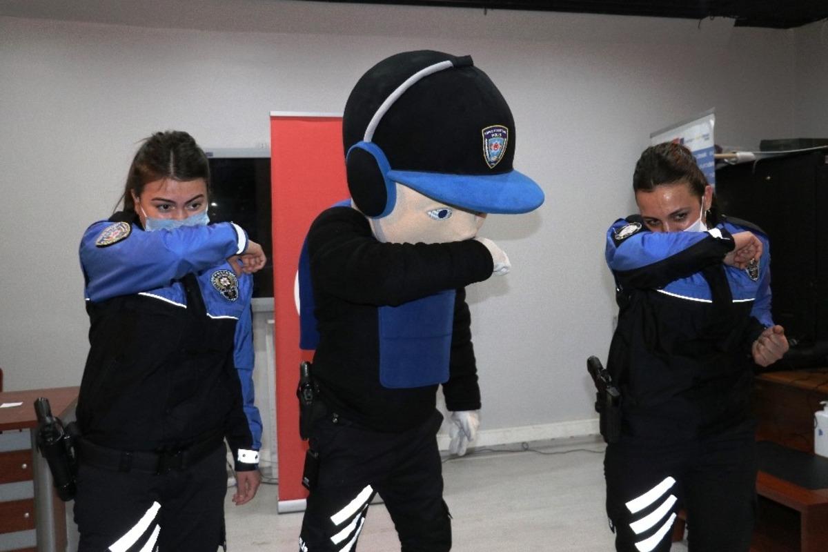 Van polisinden anlamlı proje