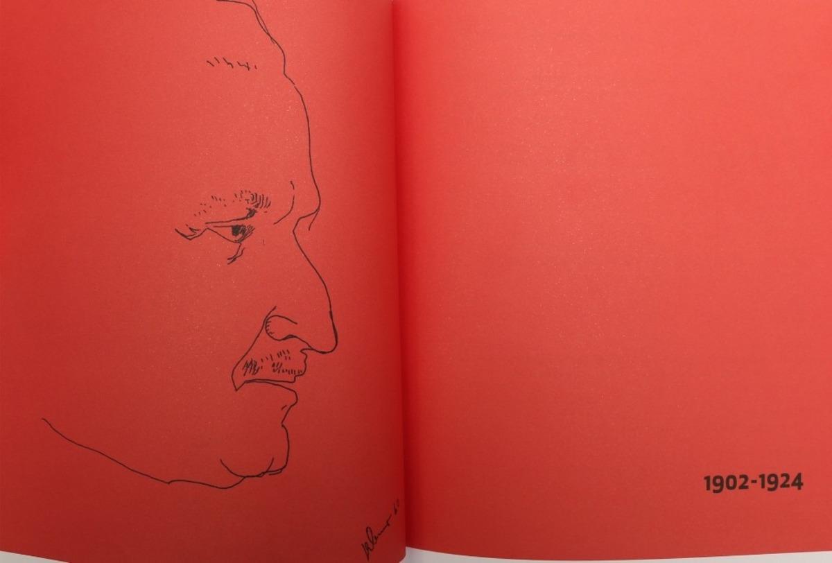 K&uuml;&ccedil;&uuml;k&ccedil;ekmece Belediyesi Nazım Hikmet&rsquo;i doğum g&uuml;n&uuml;nde unutmadı