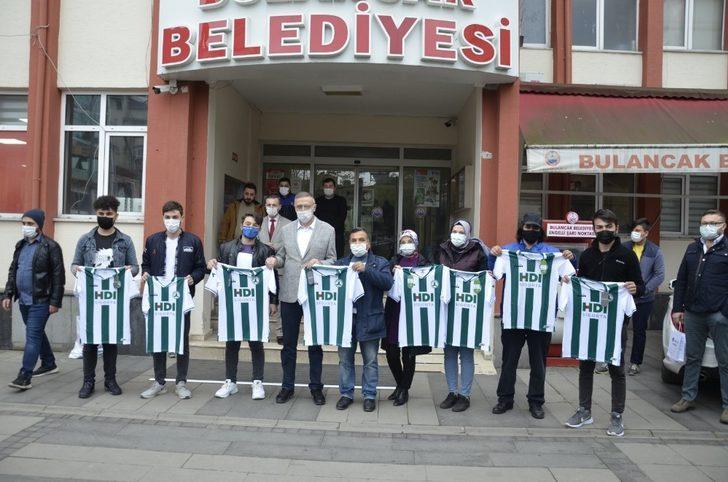 Sosyal medya takipçilerini çekilişle ödüllendirdi G2