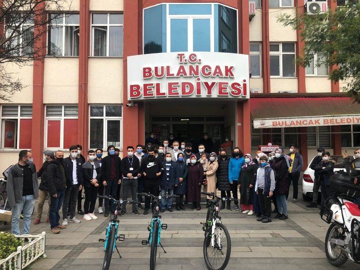 Sosyal medya takipçilerini çekilişle ödüllendirdi G3