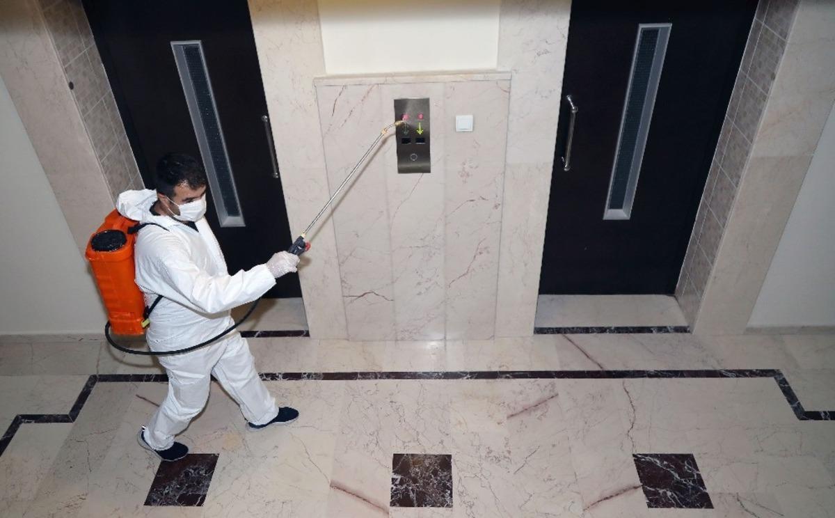 &Ccedil;ankaya Belediyesi, pandemiye karşı ila&ccedil;lı &ouml;nlem almaya devam ediyor