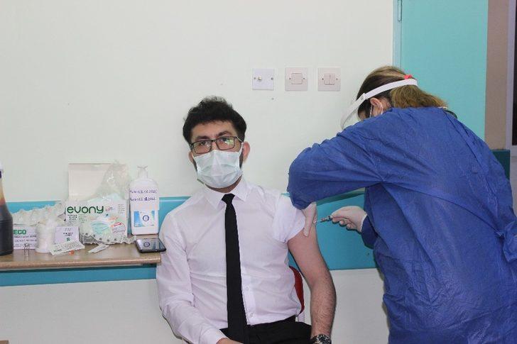 Türkeli’de ilk korona aşıları vuruldu G2