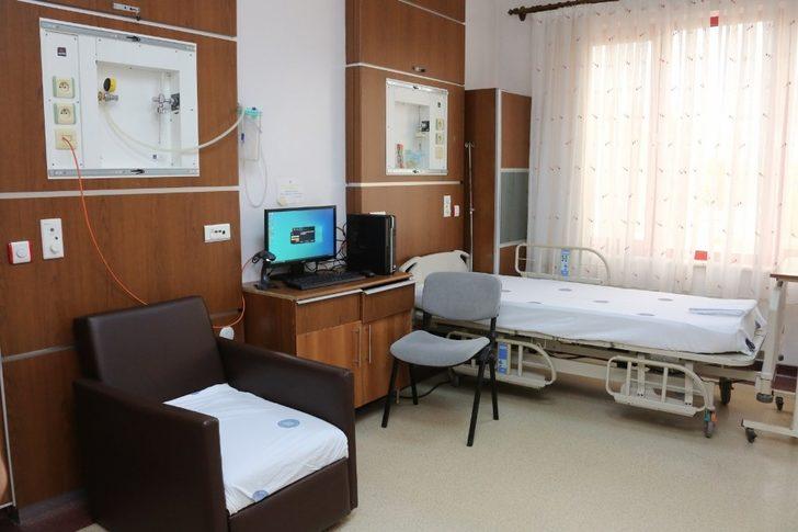 Akdeniz Üniversitesi Hastanesi’nde CoronaVac aşılaması başladı G2