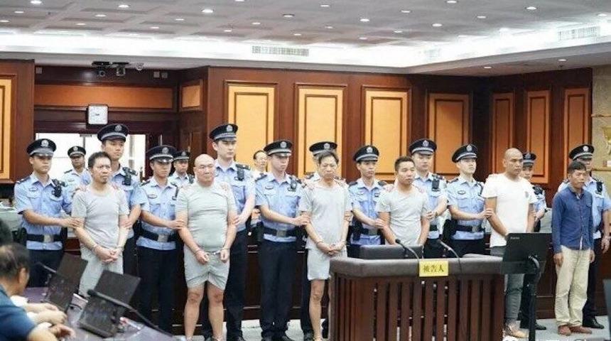 D&uuml;nyanın en sersem beş kiralık katili tutuklandı