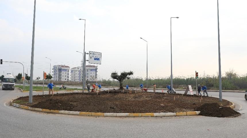 B&uuml;y&uuml;kşehir&rsquo;den kavşaklara peyzaj d&uuml;zenlemesi