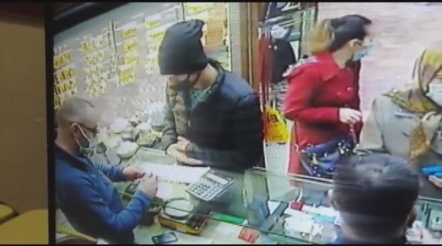 Sahte altın bozdurmak istedi, polisten ka&ccedil;amadı