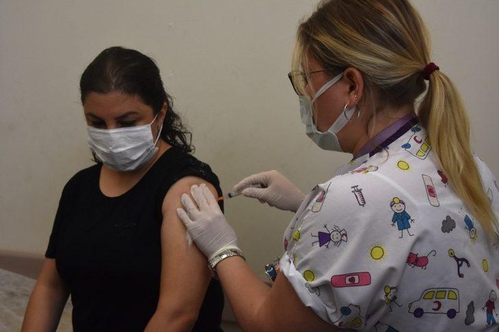 Bitlis’te ilk korona virüs aşısı yapılmaya başlandı G2