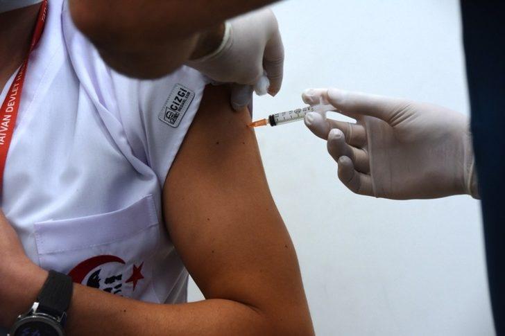 Bitlis’te ilk korona virüs aşısı yapılmaya başlandı G5