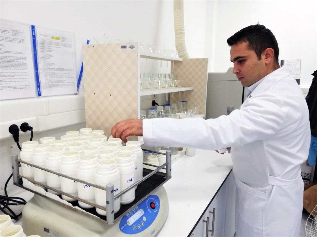 B&uuml;y&uuml;kşehir laboratuvarında 2 &uuml;lke, 36 ilden analiz yapıldı
