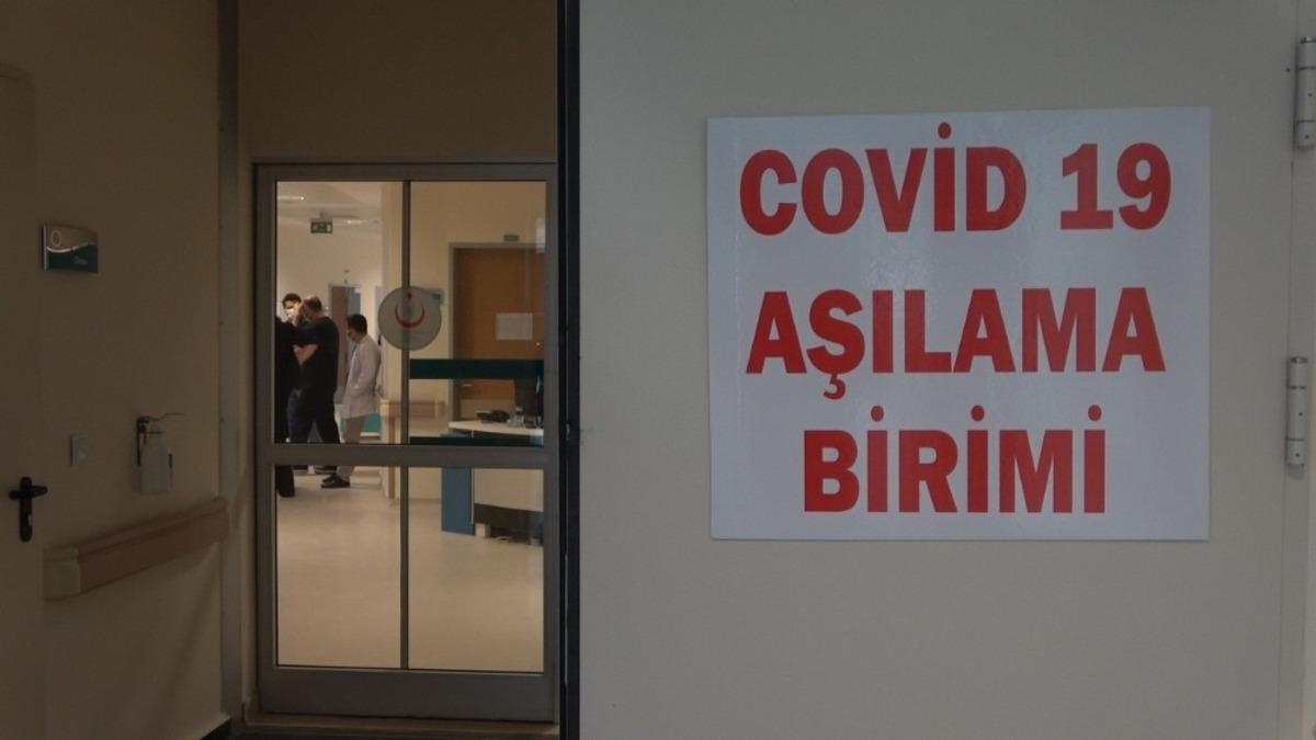 Kırklareli&rsquo;de sağlık &ccedil;alışanlarına CoronaVac aşısının ilk dozu yapılmaya başlandı