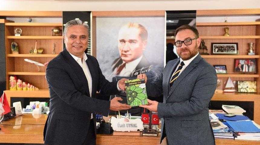 Uysal : " Ukrayna - Türkiye dostluğunun adresi Muratpaşa "’