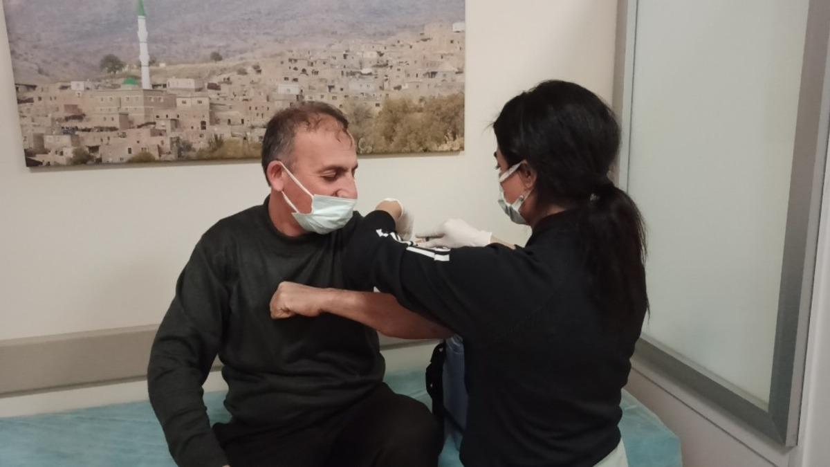 Gerc&uuml;ş&rsquo;te korona vir&uuml;s aşısına başlandı