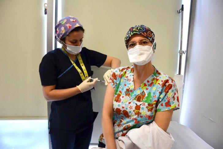 Kırbaş: "Güvenli ve sağlıklı yarınlar için aşı şart” G1