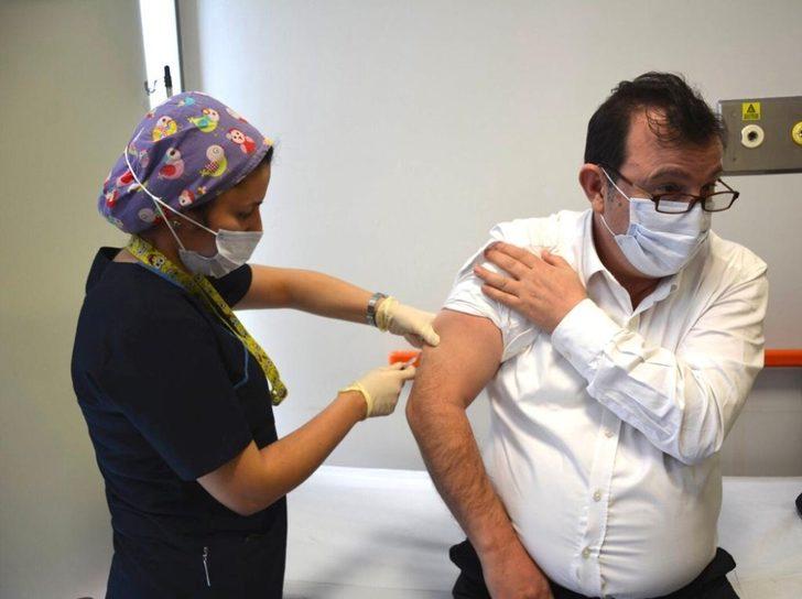 Kırbaş: "Güvenli ve sağlıklı yarınlar için aşı şart” G3