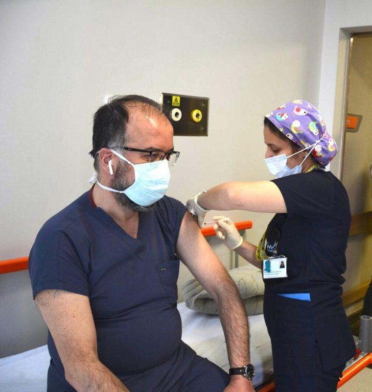 Kırbaş: "Güvenli ve sağlıklı yarınlar için aşı şart” G4