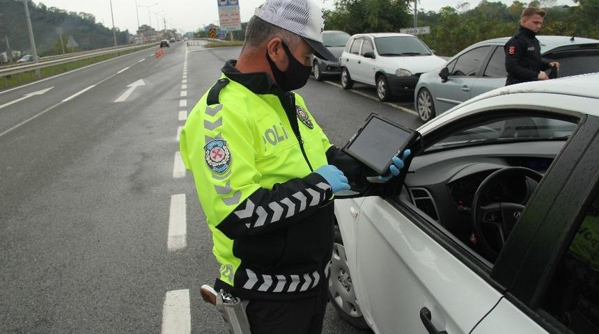 Hız sınırını aşanlara ceza yağdı