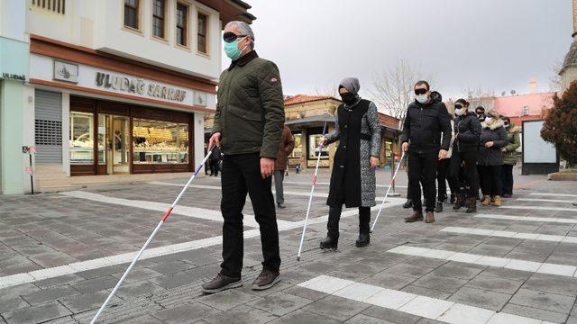 Başkan Çakın, beyaz bastonla farkındalık oluşturdu