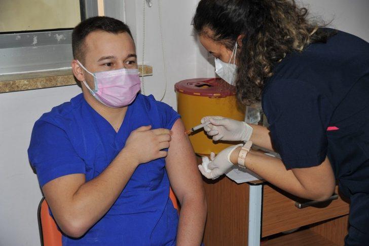 BAÜN Hastanesinde Covid 19 Aşılama Programı Başladı G3