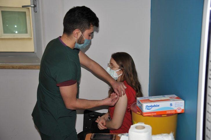 BAÜN Hastanesinde Covid 19 Aşılama Programı Başladı G4
