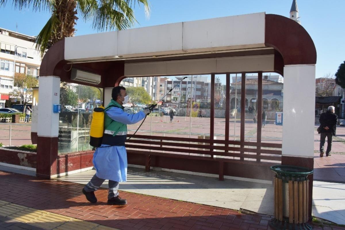 Aliağa&rsquo;da ortak kullanım alanları dezenfekte ediliyor