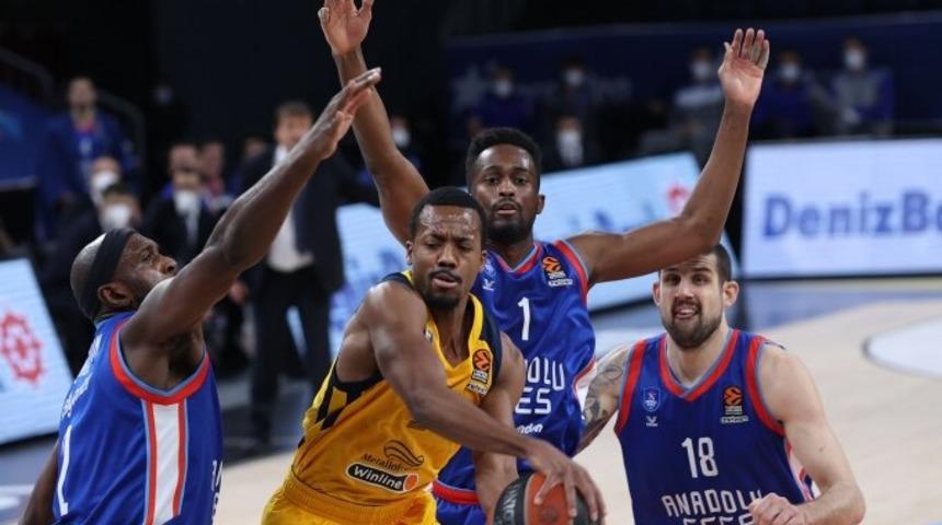 Anadolu Efes seriye bağladı, farka koştu
