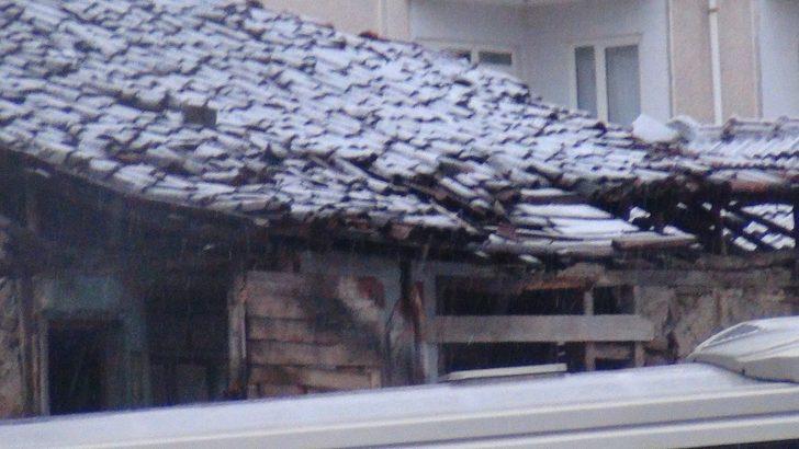 İnegöl’de kar yağışı kısa sürdü G5