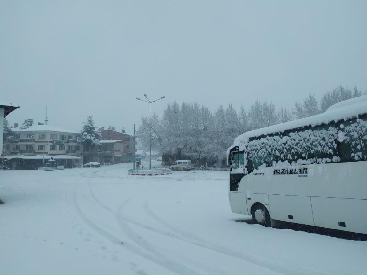 Pazarlar&rsquo;da kar sevinci