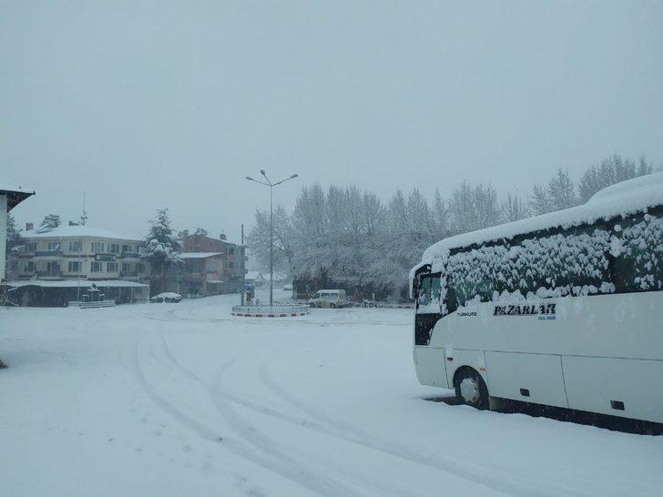 Pazarlar’da kar sevinci G1