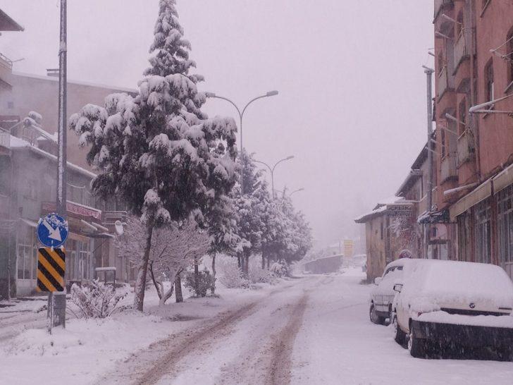 Pazarlar’da kar sevinci G5