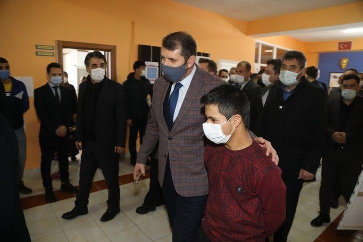 Vali’den down sendromlu Ferhat’a sürpriz G3