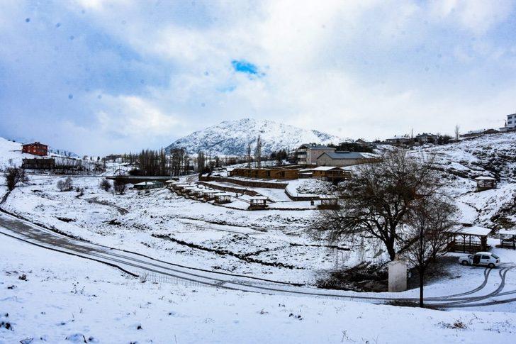 Tufanbeyli beyaz gelinliğini giydi G1