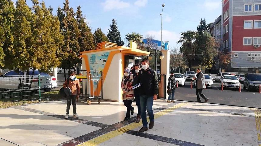 Evindeki gizli b&ouml;lmede yakalanan FET&Ouml; firarisi adliyede